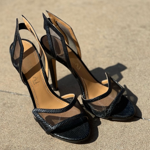 Aperlai winged leather heel - Picture 2 of 6